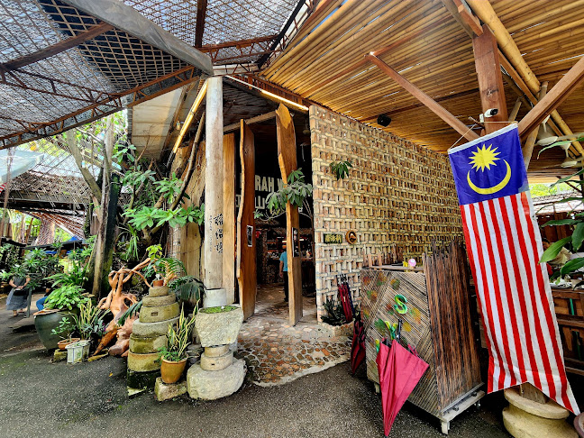 Red Mountain Sin Yoon Loong White Coffee