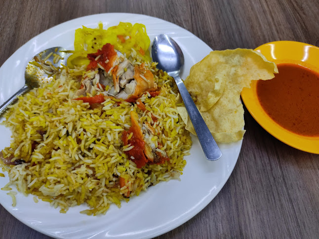 Comentarii opinii despre Al-Baik Di Bistro Restaurant