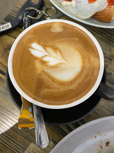 CAFE MEET & EAT SP - Gastronomi dan perhotelan