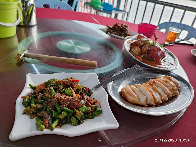 Restoran Seafood Hai Ung • 海运海鲜楼