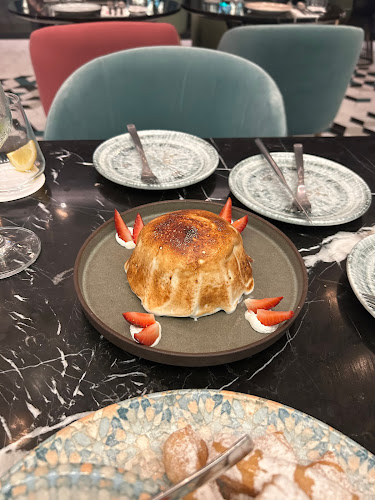 Opinii despre Cavakita Rooftop Bar & Restaurant în Miri - Gastronomi dan perhotelan