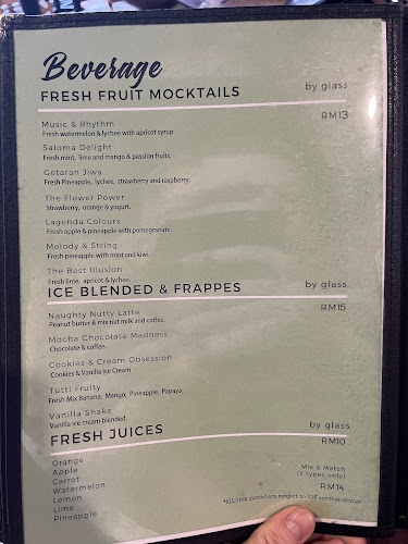 Lagenda House & Cafe - Gastronomi dan perhotelan