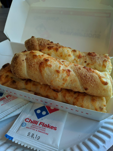 Opinii despre Domino's Pizza Kuala Ibai în Kuala Terengganu - Gastronomi dan perhotelan