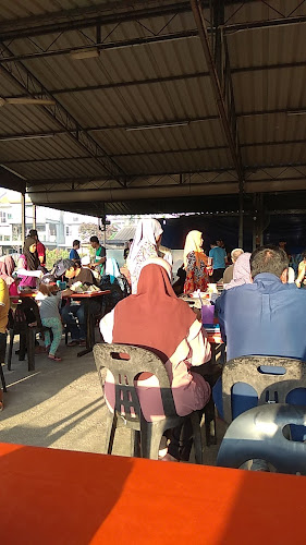 Along Char Koey Teaw - Gastronomi dan perhotelan