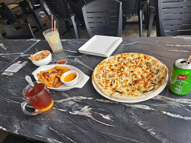 572, 569, Lorong Taman Hui Sing 3, Taman Hui Sing, 93350 Kuching, Sarawak