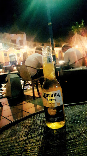 90 Riverside Cafe - Gastronomi dan perhotelan