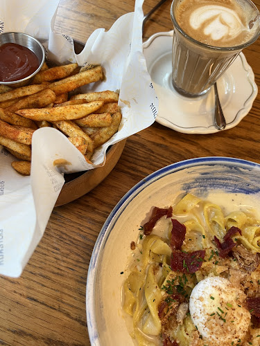 Common Man Coffee Roasters - Kuala Lumpur