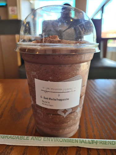 Starbucks Tin Village, Kampar - Gastronomi dan perhotelan