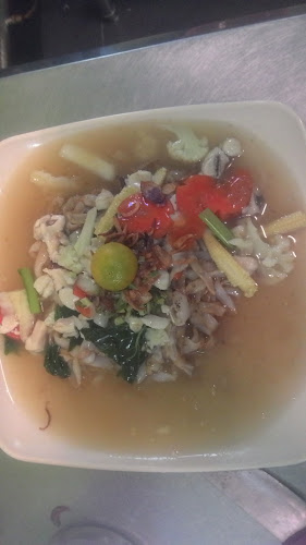 Comentarii opinii despre 园林茶餐室 Yuen Ling Cafe House