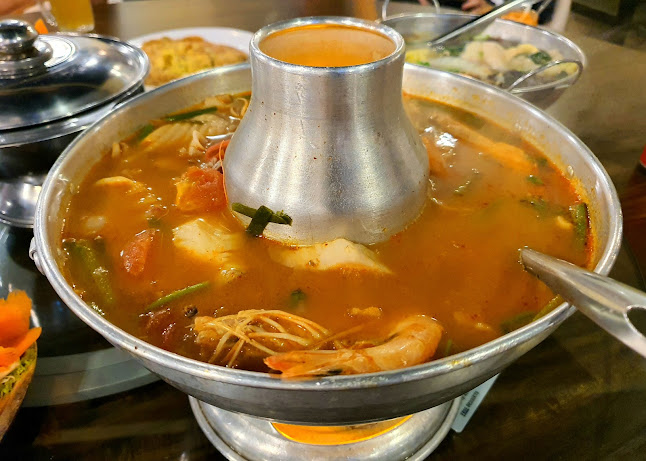 Khun De (Signature @ Gurney Paragon) - Gastronomi dan perhotelan