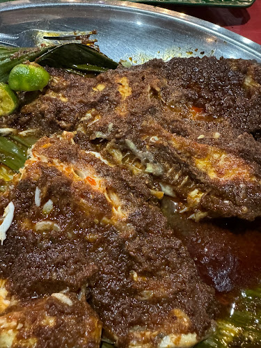 IKAN BAKAR BERAPI BATU OMPEK