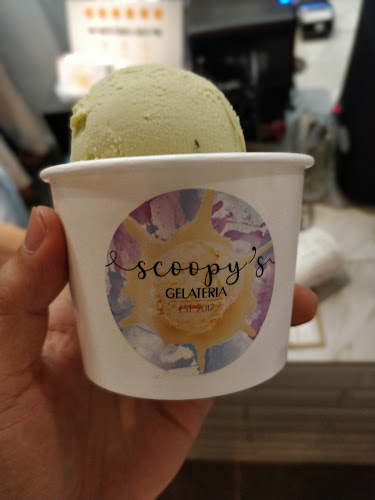 Comentarii opinii despre Scoopy's Gelateria