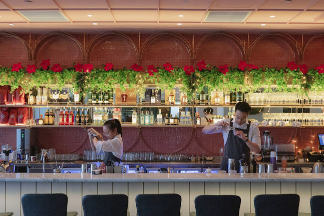 POUND - Gastronomi dan perhotelan