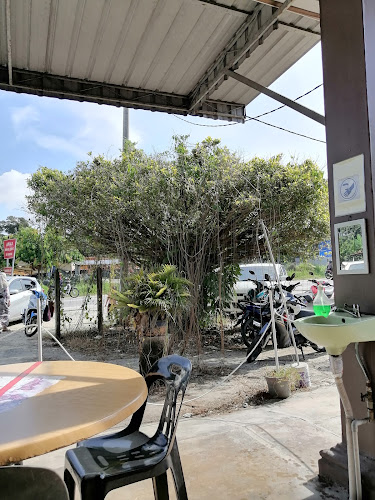 KEDAI MAKAN ABANG MAT