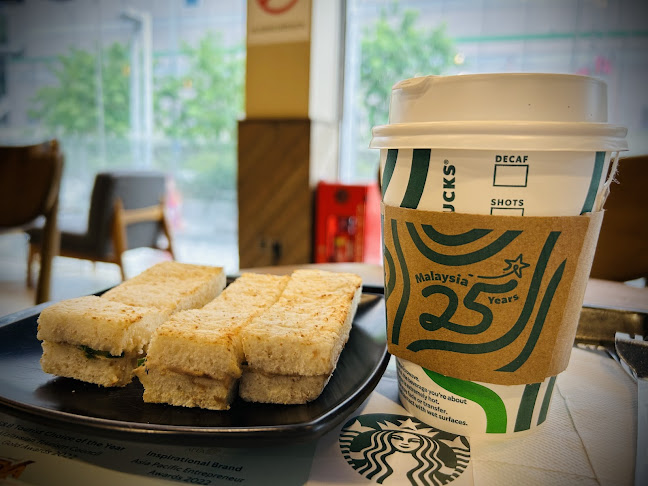Starbucks MBC Tower - Gastronomi dan perhotelan