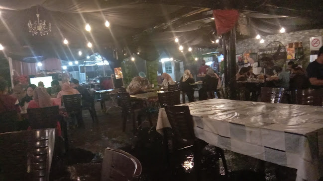 Dapur Pondok Kayu - Gastronomi dan perhotelan