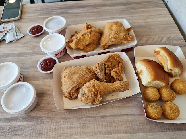 KFC - Gastronomi dan perhotelan