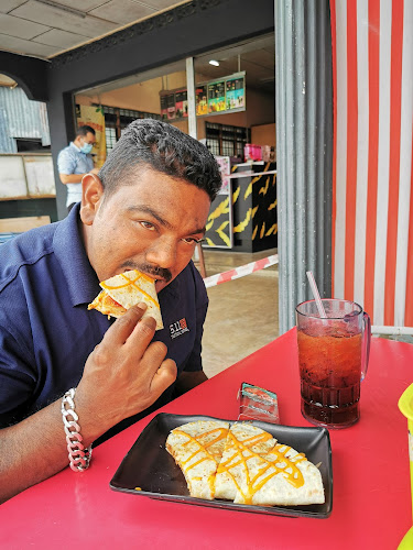 Ayam Goreng Mad - Pasir Panjang - Gastronomi dan perhotelan