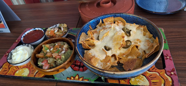 Mamasita Mexican Restaurant & Tapas Bar - Gastronomi dan perhotelan