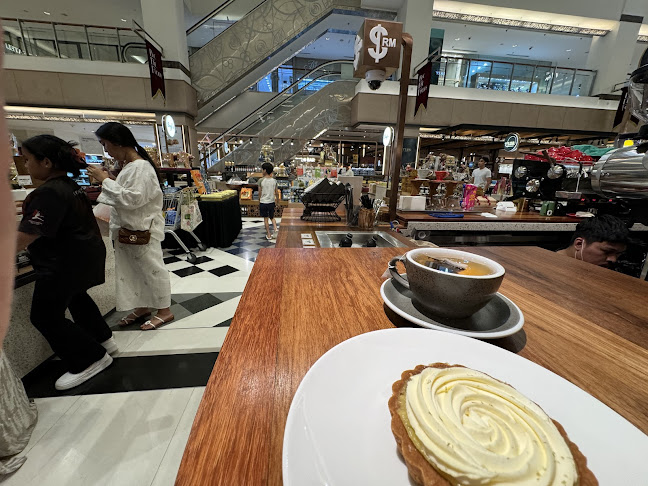 Opinii despre Kenny Hills Bakers (Kiosk), Bangsar Shopping Centre în Kuala Lumpur - Gastronomi dan perhotelan