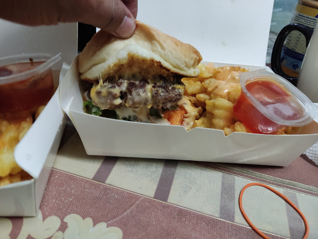 Grasso Burger Joint Bintulu - Bintulu