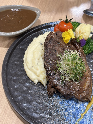 Chef’s Canvas - Gastronomi dan perhotelan