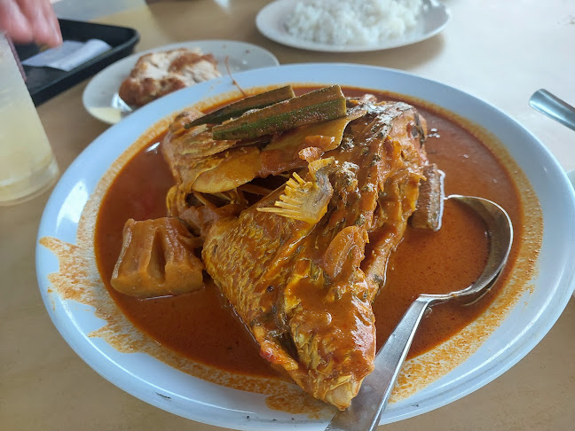 Restoran Deen Berjaya (Kari Kepala Ikan) Port Dickson - Gastronomi dan perhotelan