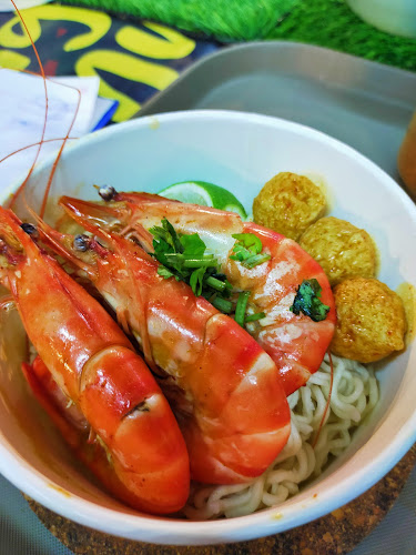 Tomyam Goong Resepi Asli Thailand - Gastronomi dan perhotelan