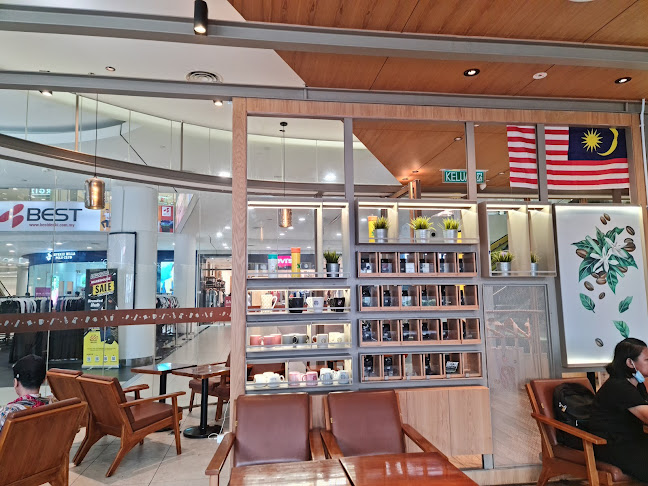 G06 & G08, Ground Floor, 1st Avenue Mall, 182, Jalan Magazine, 10300 George Town, Penang