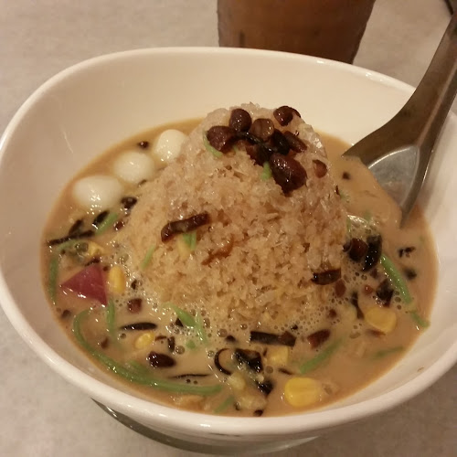 OLDTOWN White Coffee @ M Boutique Kampar - Gastronomi dan perhotelan