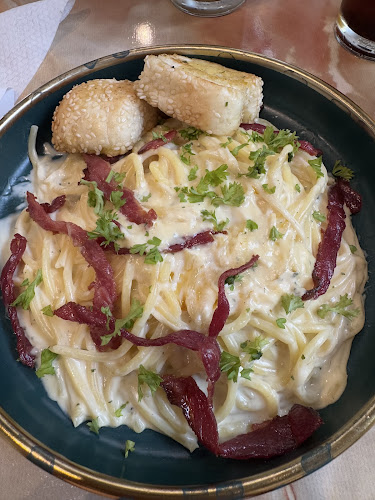 Opinii despre Mula Coffee Bar by KICKSTART în Alor Gajah - Gastronomi dan perhotelan