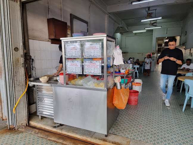 Comentarii opinii despre 明星茶餐室