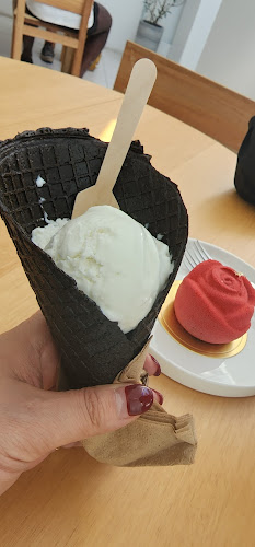 Your Local Club - Gastronomi dan perhotelan