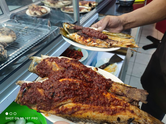 Ikan Bakar Borneo