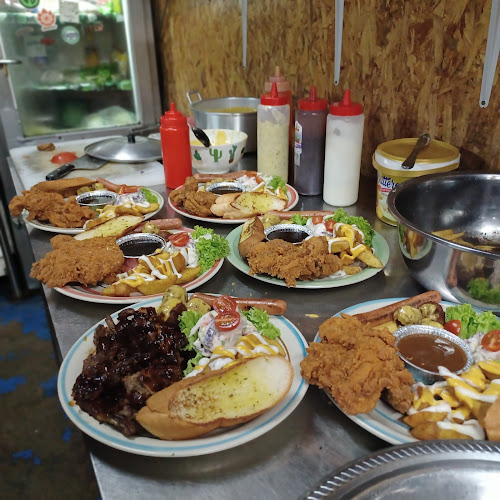 Tembesu Cafe, 2406, 4, Kampung Pengkalan Pandan, 24000 Chukai, Terengganu