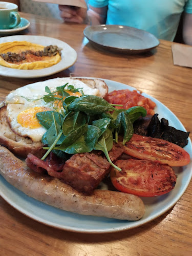 Comentarii opinii despre Common Man Coffee Roasters - Kuala Lumpur