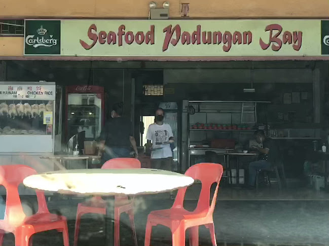 Seafood Padungan Bay Restaurant