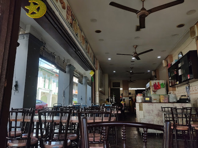 Madras Cafe - Gastronomi dan perhotelan