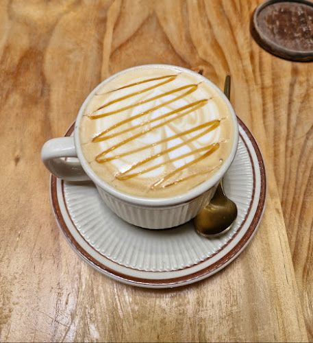 Utoo Boho Cafe & Patisserie