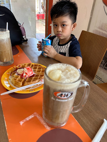 A&W R&R Tapah Southbound - Tapah
