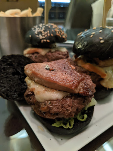 Opinii despre Astor Bar în Kuala Lumpur - Gastronomi dan perhotelan