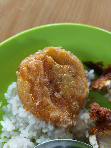 Kedai Makan Pagi (Nasi Lemak Sambal Hitam) - Gastronomi dan perhotelan