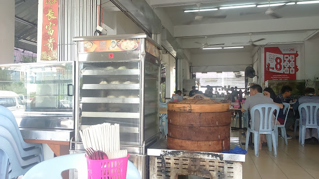 Opinii despre Mang Ting Xiang Food Court în Bintulu - Gastronomi dan perhotelan
