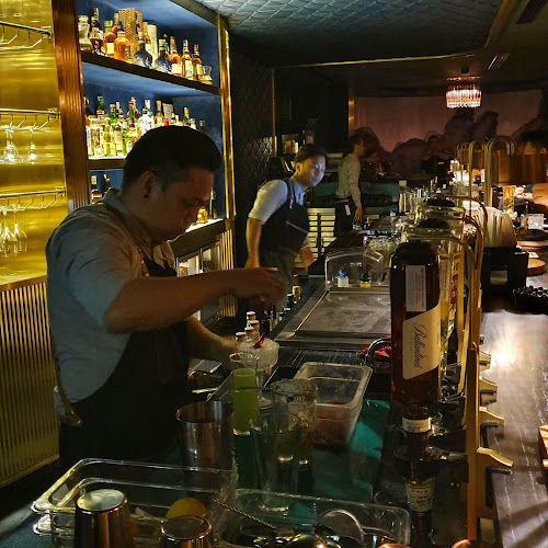 The Club - Gastronomi dan perhotelan