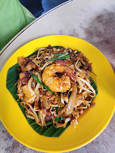 Pusat Makanan Lye Lye