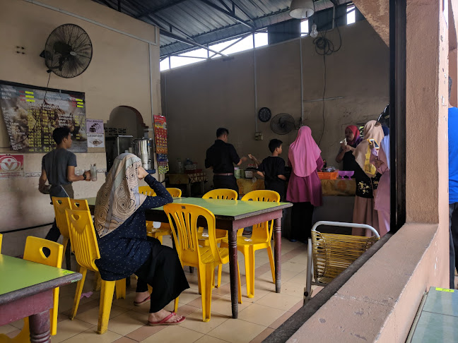 Opinii despre Nasi Kak Wok (Original) în Kota Bharu - Gastronomi dan perhotelan