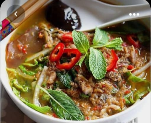 Omak's Kitchen - Gastronomi dan perhotelan