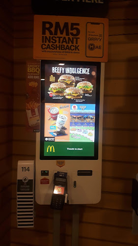 Lot G-Ext 1 & Part of Lot G35, Ground Floor, Suria Sabah Shopping Mall, 1, Jalan Tun Fuad Stephens, 88000 Kota Kinabalu, Sabah