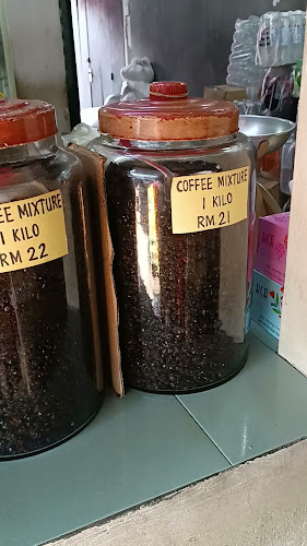 Sayur dan buah pisang - Batu Gajah