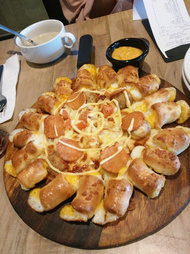 Pizza Hut Restaurant Kubang Kerian - Kota Bharu